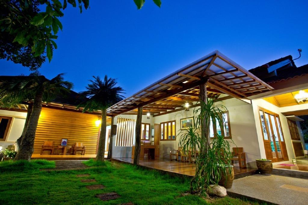 Tree Home Plus Nakhon Si Thammarat Εξωτερικό φωτογραφία